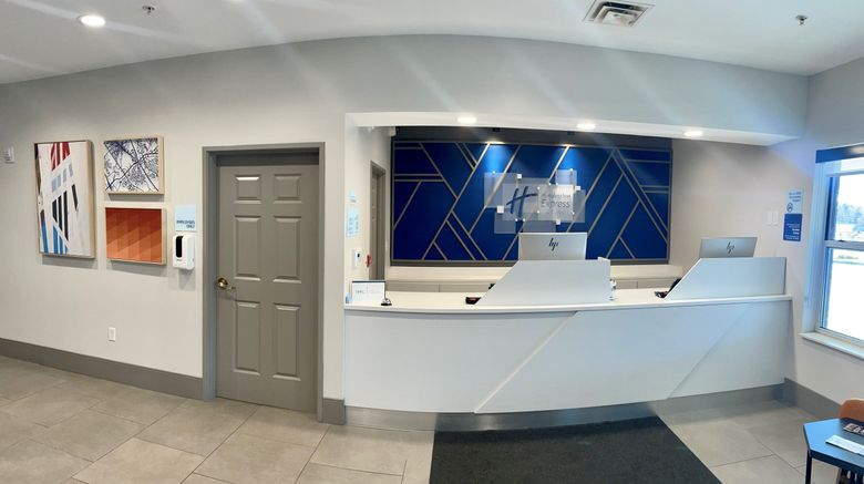 <b>Holiday Inn Express & Suites Lobby</b>. Images powered by <a href="https://www.leonardoworldwide.com/" title="Leonardo Worldwide" target="_blank">Leonardo</a>.