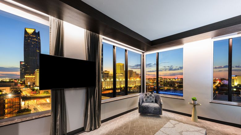 <b>Renaissance Downtown Bricktown Hotel Suite</b>. Images powered by <a href="https://www.leonardoworldwide.com/" title="Leonardo Worldwide" target="_blank">Leonardo</a>.
