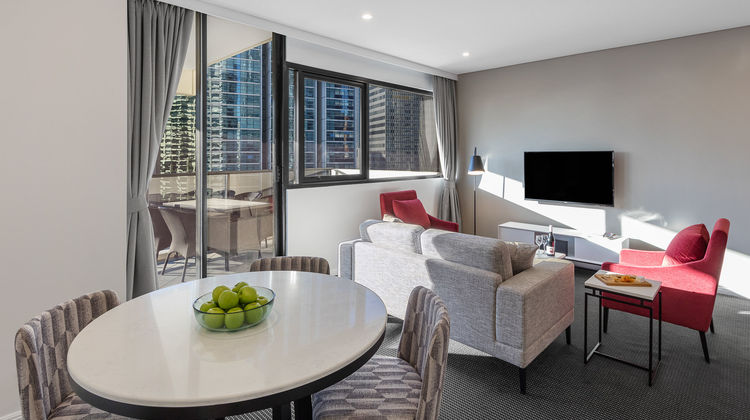 Meriton Suites Kent Street Suite