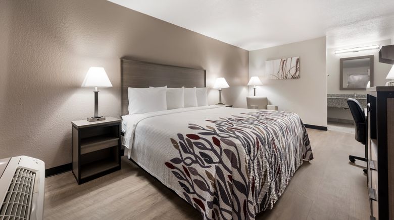 <b>Red Roof Inn Birmingham South Room</b>. Images powered by <a href="https://www.leonardoworldwide.com/" title="Leonardo Worldwide" target="_blank">Leonardo</a>.