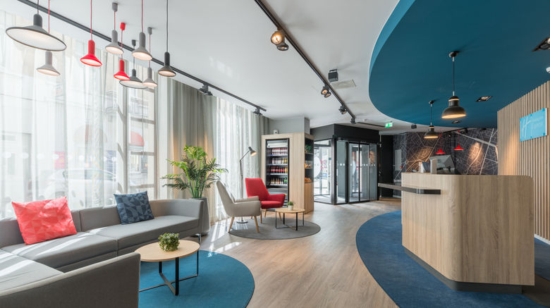 <b>Holiday Inn Express Grand-Place Lobby</b>. Images powered by <a href="https://www.leonardoworldwide.com/" title="Leonardo Worldwide" target="_blank">Leonardo</a>.