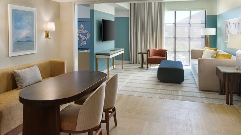 <b>The Alamite Tuscaloosa-Tribute Portfolio Suite</b>. Images powered by <a href="https://www.leonardoworldwide.com/" title="Leonardo Worldwide" target="_blank">Leonardo</a>.