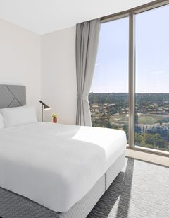 Meriton Suites George St