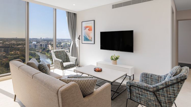 Meriton Suites George St Suite
