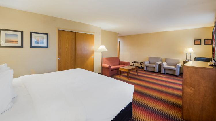Red Roof Inn Fairfield Suite