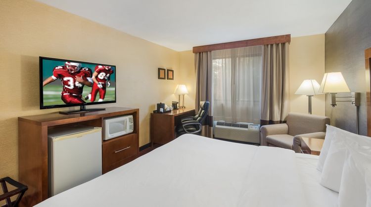 Red Roof Inn Fairfield Suite