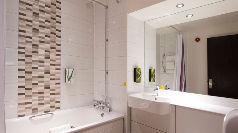 <b>Premier Inn Berwick-upon-Tweed hotel Room</b>. Images powered by <a href="https://www.leonardoworldwide.com/" title="Leonardo Worldwide" target="_blank">Leonardo</a>.