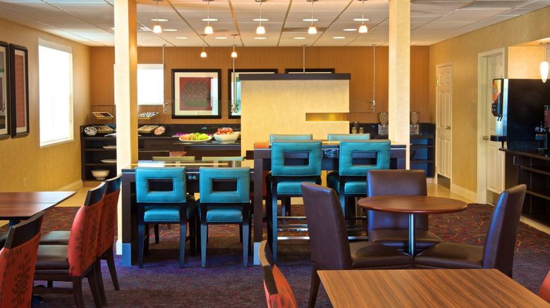 <b>Residence Inn Evansville East Restaurant</b>. Images powered by <a href="https://www.leonardoworldwide.com/" title="Leonardo Worldwide" target="_blank">Leonardo</a>.