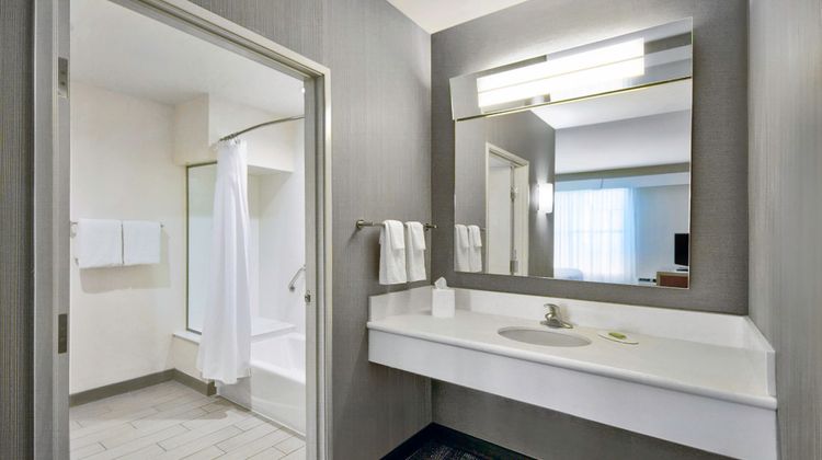 Courtyard by Marriott Green Hills Room
