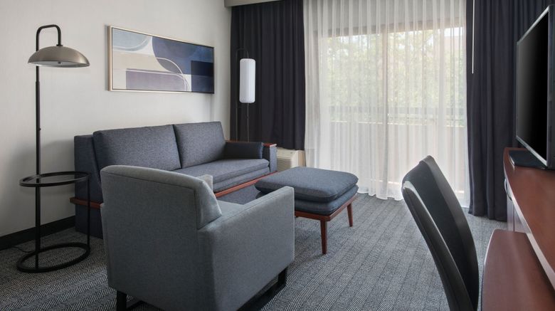 <b>Courtyard Baltimore Hunt Valley Room</b>. Images powered by <a href="https://www.leonardoworldwide.com/" title="Leonardo Worldwide" target="_blank">Leonardo</a>.