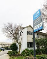 Airport Gateway Motel
