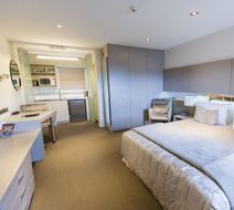 Airport Gateway Motel Room