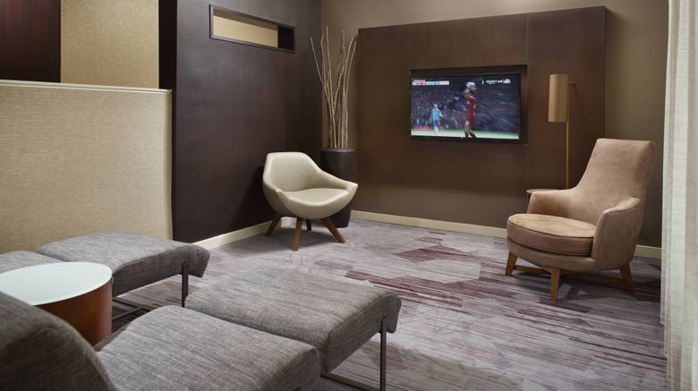 <b>Courtyard by Marriott Charlotte Arrowood Lobby</b>. Images powered by <a href="https://www.leonardoworldwide.com/" title="Leonardo Worldwide" target="_blank">Leonardo</a>.