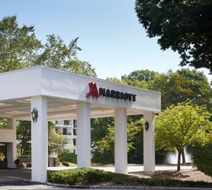 Marriott Park Ridge Exterior