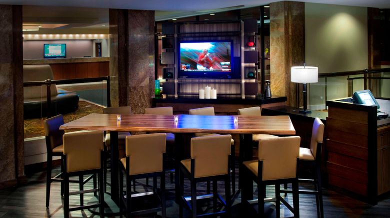 <b>Marriott Park Ridge Restaurant</b>. Images powered by <a href="https://www.leonardoworldwide.com/" title="Leonardo Worldwide" target="_blank">Leonardo</a>.