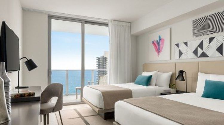 Hyde Beach House Suite