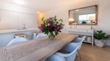 Goldsborough Place Suite