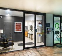 Goldsborough Place Lobby
