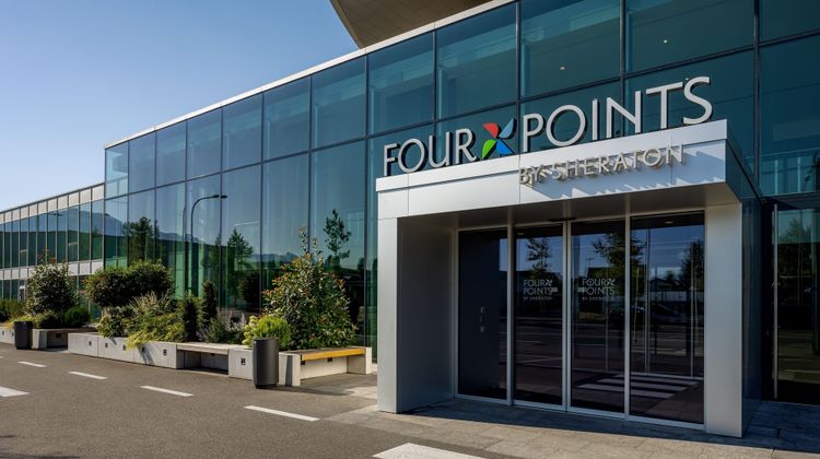 Four Points by Sheraton Panoramahaus Exterior