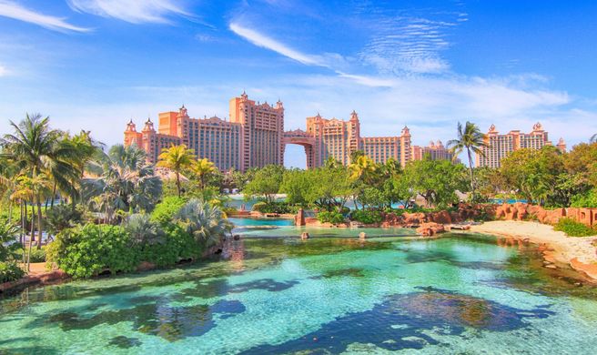 The Royal at Atlantis, Autograph Collection Exterior