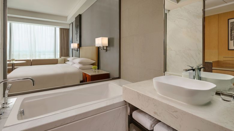 <b>Batam Marriott Hotel Harbour Bay Room</b>. Images powered by <a href="https://www.leonardoworldwide.com/" title="Leonardo Worldwide" target="_blank">Leonardo</a>.