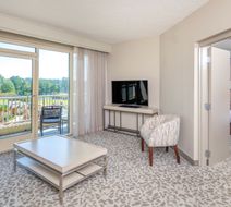 Auburn Marriott Opelika Resort Room