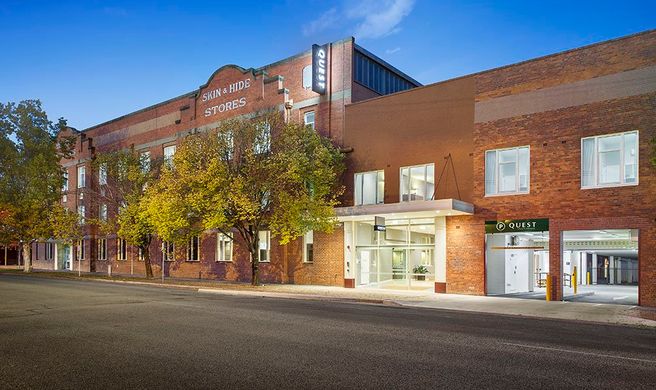 Quest Albury on Townsend Exterior