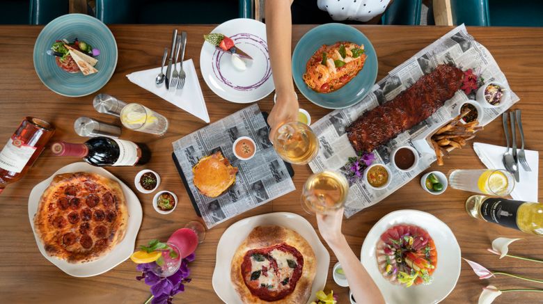 <b>Crowne Plaza Resort Saipan Restaurant</b>. Images powered by <a href="https://www.leonardoworldwide.com/" title="Leonardo Worldwide" target="_blank">Leonardo</a>.