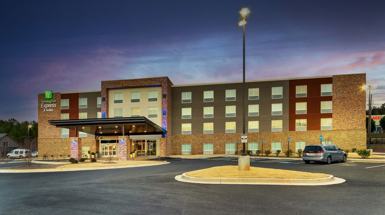 <b>Holiday Inn Express & Suites Dawsonville Exterior</b>. Images powered by <a href="https://www.leonardoworldwide.com/" title="Leonardo Worldwide" target="_blank">Leonardo</a>.