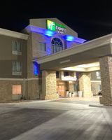 Holiday Inn Express Hotel & Suites Woodw