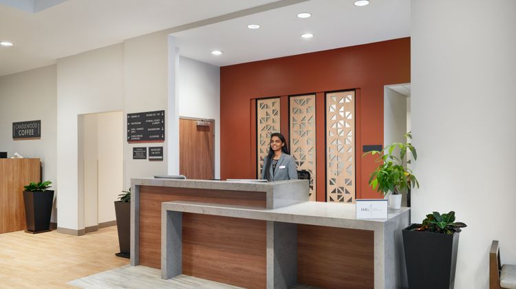 Candlewood Suites Asheville Downtown Lobby