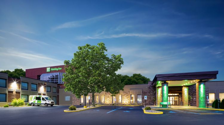 Holiday Inn Poughkeepsie Exterior
