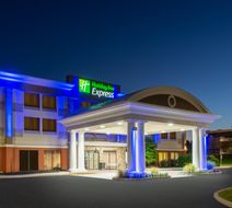Holiday Inn Express Exterior