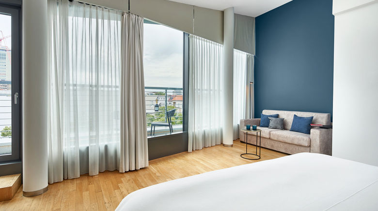 <b>June Six Hotel Berlin West City Room</b>. Images powered by <a href="https://www.leonardoworldwide.com/" title="Leonardo Worldwide" target="_blank">Leonardo</a>.
