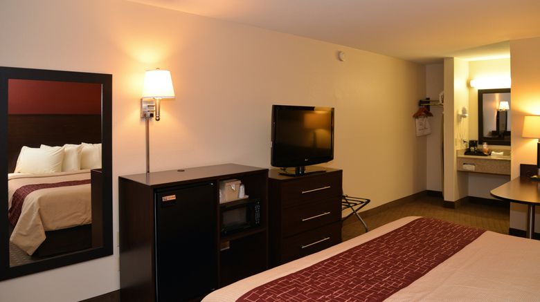 <b>Red Roof Inn Cookeville - Tennessee Tech Room</b>. Images powered by <a href="https://www.leonardoworldwide.com/" title="Leonardo Worldwide" target="_blank">Leonardo</a>.