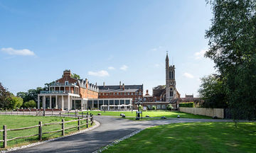 Stanbrook Abbey Hotel