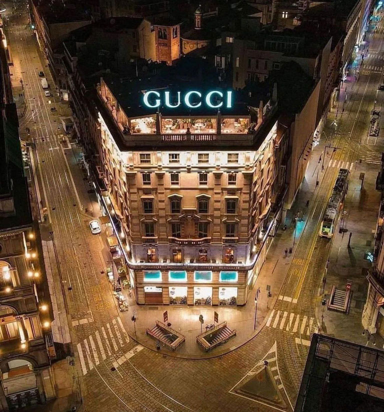 Gucci duomo outlet