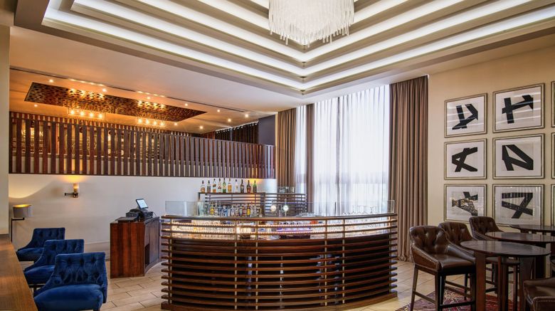 <b>Sheraton Heathrow Hotel Restaurant</b>. Images powered by <a href="https://www.leonardoworldwide.com/" title="Leonardo Worldwide" target="_blank">Leonardo</a>.