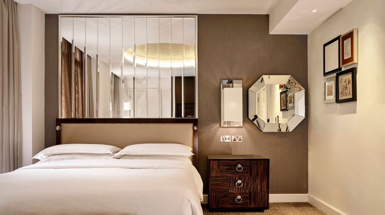 <b>Sheraton Grand London Park Lane Room</b>. Images powered by <a href="https://leonardo.com/" title="Leonardo Worldwide" target="_blank">Leonardo</a>.