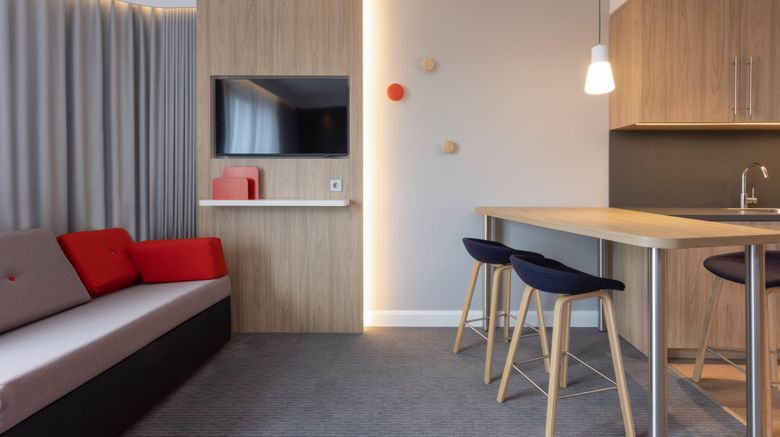<b>Holiday Inn Express & Suites Deventer Room</b>. Images powered by <a href="https://www.leonardoworldwide.com/" title="Leonardo Worldwide" target="_blank">Leonardo</a>.