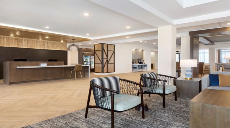 <b>Staybridge Suites Lexington South Lobby</b>. Images powered by <a href="https://www.leonardoworldwide.com/" title="Leonardo Worldwide" target="_blank">Leonardo</a>.