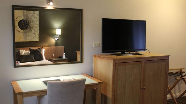 <b>Swan Hill Resort Room</b>. Images powered by <a href="https://www.leonardoworldwide.com/" title="Leonardo Worldwide" target="_blank">Leonardo</a>.