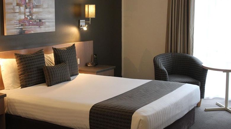 <b>Swan Hill Resort Room</b>. Images powered by <a href="https://www.leonardoworldwide.com/" title="Leonardo Worldwide" target="_blank">Leonardo</a>.