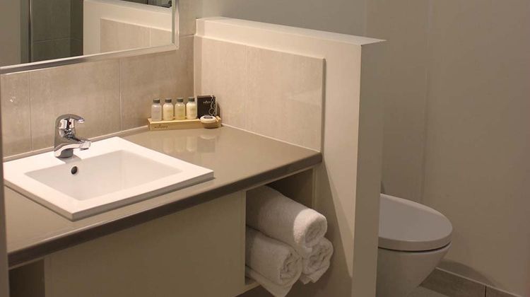 Swan Hill Resort Room
