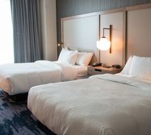 Fairfield Inn & Suites Quad Cities Room
