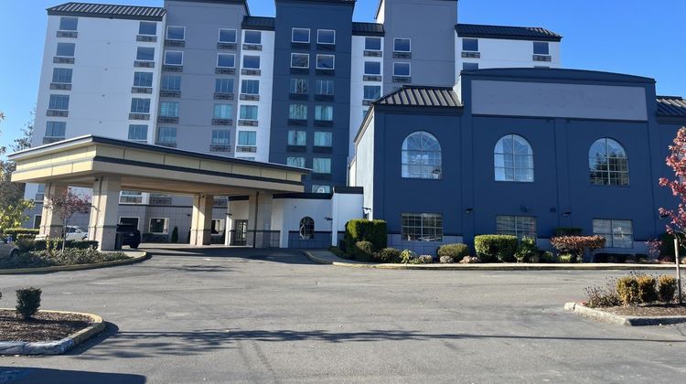 Staybridge Suites Federal Way Exterior