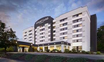 Courtyard Shelton