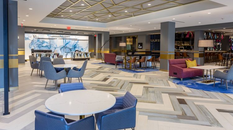 Providence Marriott Downtown Room