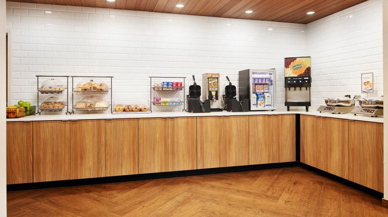 <b>Fairfield Inn & Suites Worcester Auburn Restaurant</b>. Images powered by <a href="https://www.leonardoworldwide.com/" title="Leonardo Worldwide" target="_blank">Leonardo</a>.