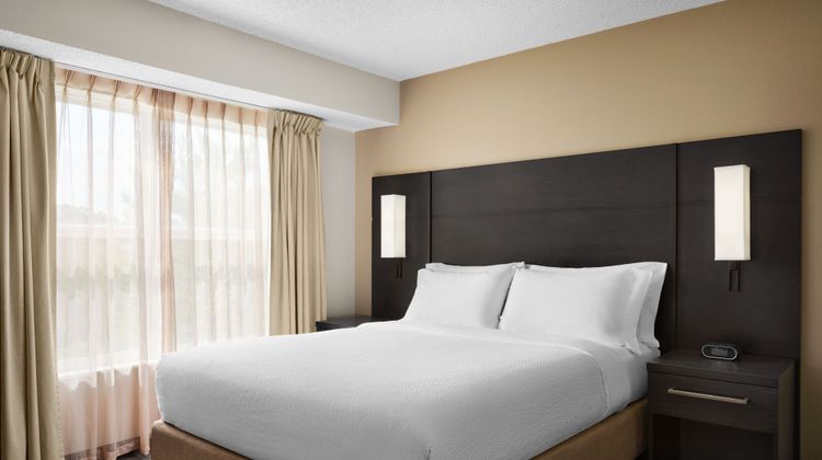 Residence Inn by Marriott Northwest Room